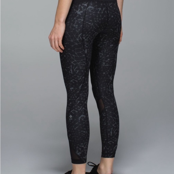 Lululemon inspire tight 2 full on luxtreme - Picture 2 of 12